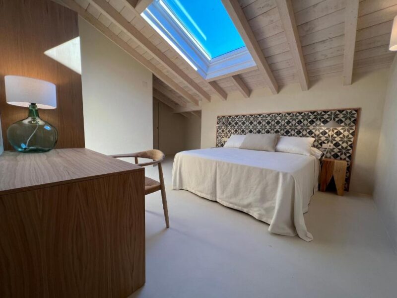 Casa Robla Rioja Wine Hotel in Rioja Alavesa