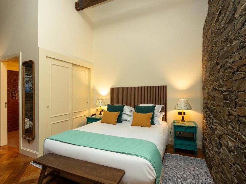 The Manor House Celeirós